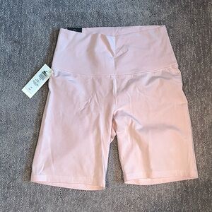 Chill Atmosphere Hi-Rise 7" Shorts